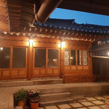 Sohyundang Guesthouse Сеул Экстерьер фото